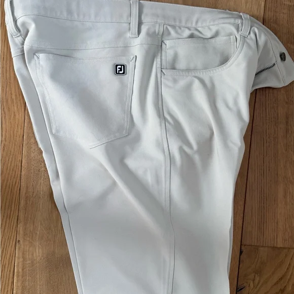 Men's FootJoy Golf Pants - Picture 3 of 4